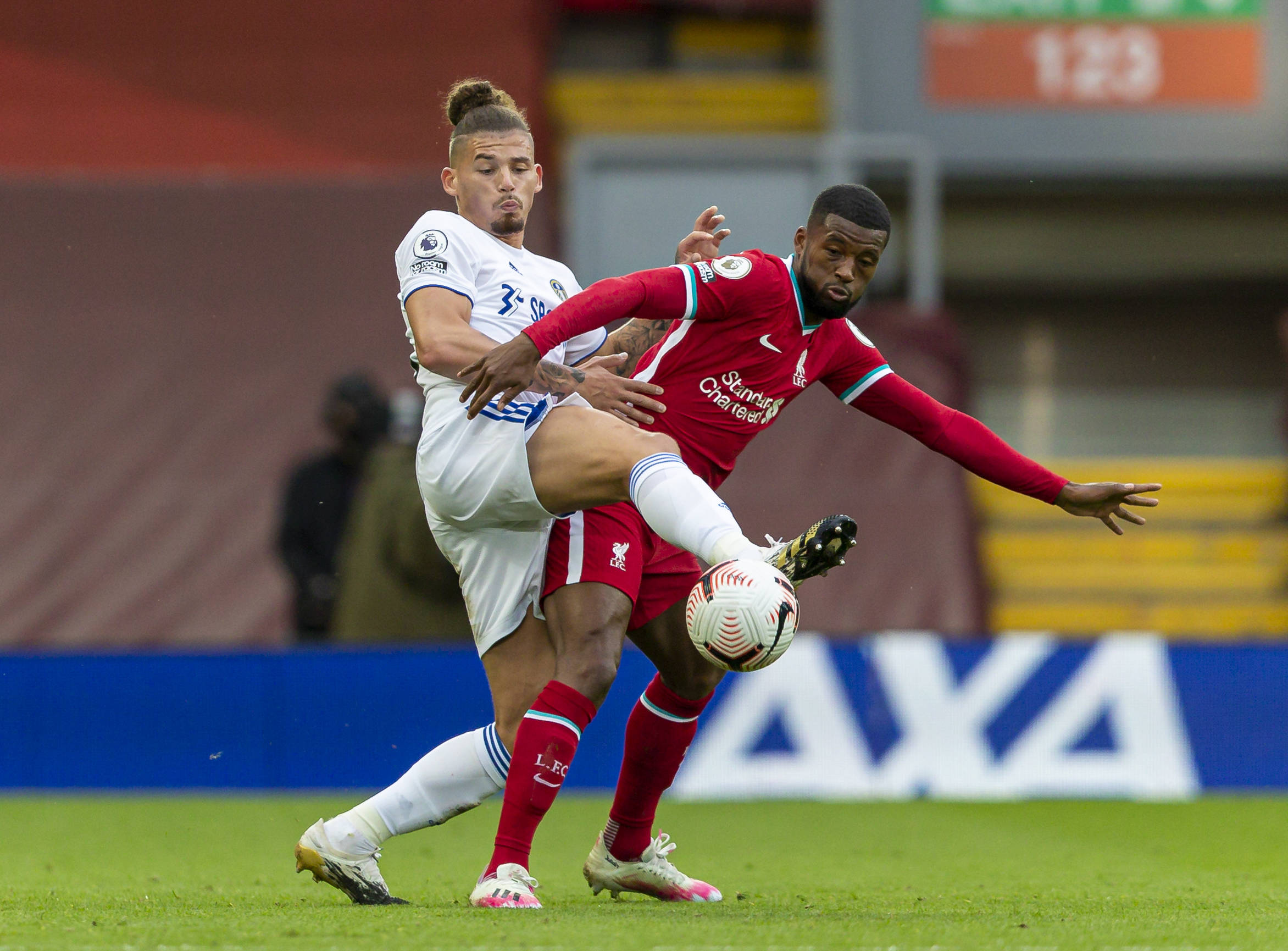 在绿茵场上 在绿茵场上