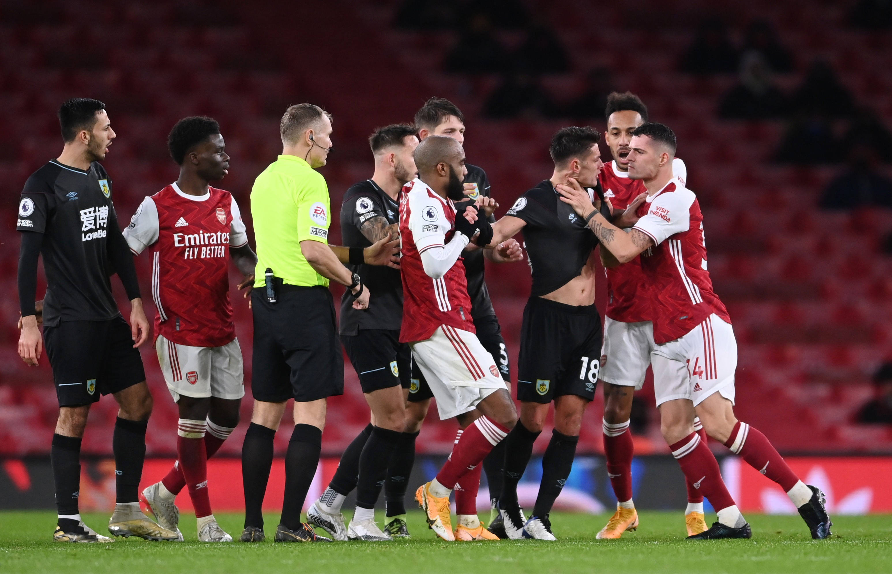 法却展现了 法却展现了